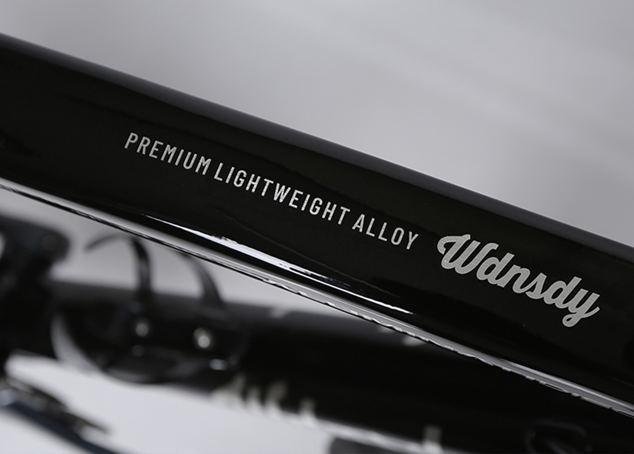 Image Wdnsdy Aluminati: Sepeda Alloy Premium dan UCI Approved